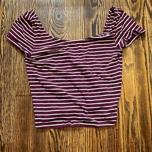 american eagle striped maroon and white t-shirt